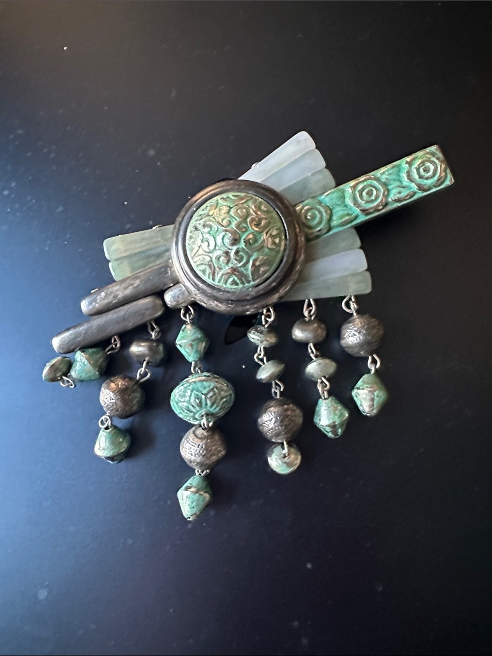 1980s ARTISAN Statement Dangle Brooch